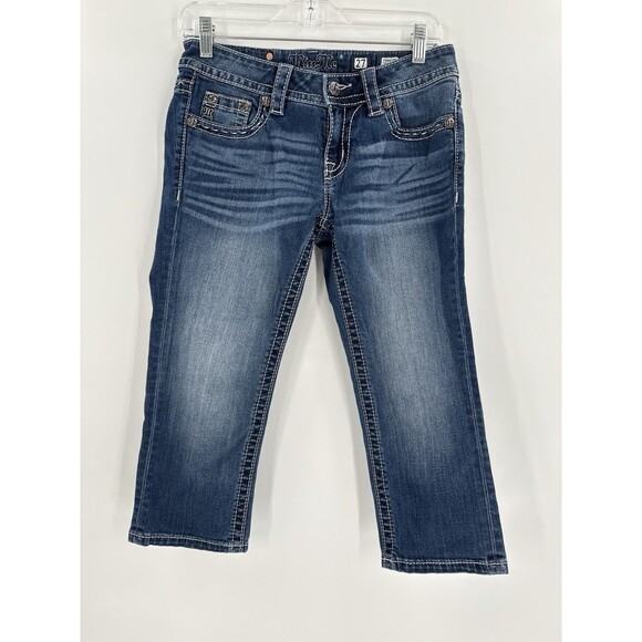 Miss Me Signature Capris Jeans Size 27 Horseshoe Angel Wings 30" x  20.5" EUC - Picture 10 of 16